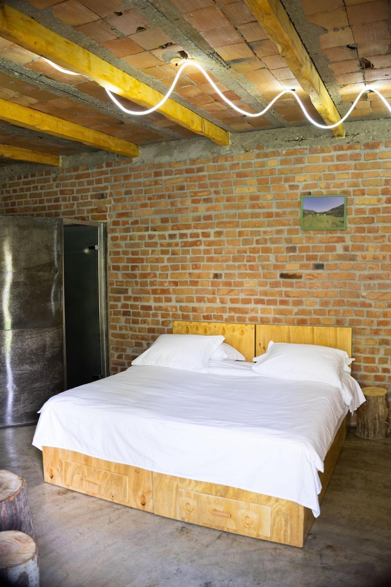 Hotel Kazerma E Cerenit 3*
